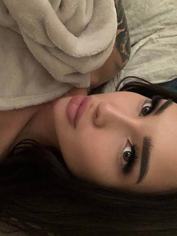 Лаура фото 2